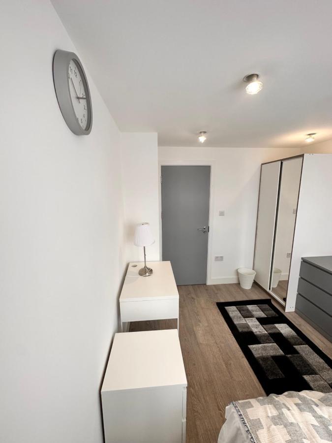 Gasthof Double And Single In Bromley By Bow London