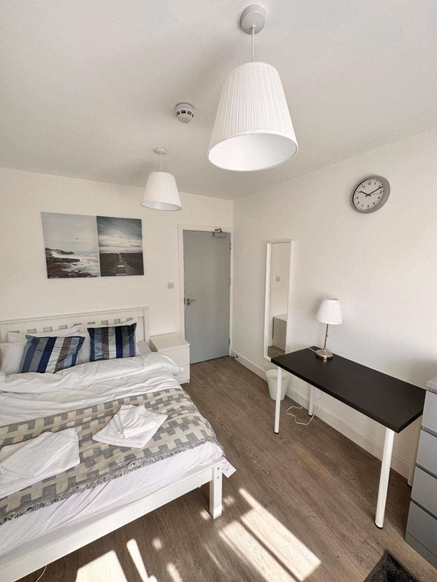 Gasthof Double And Single In Bromley By Bow London